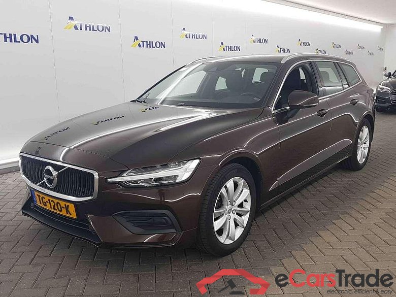 VOLVO V60 D4 Geartronic Momentum 5D 140kW #1