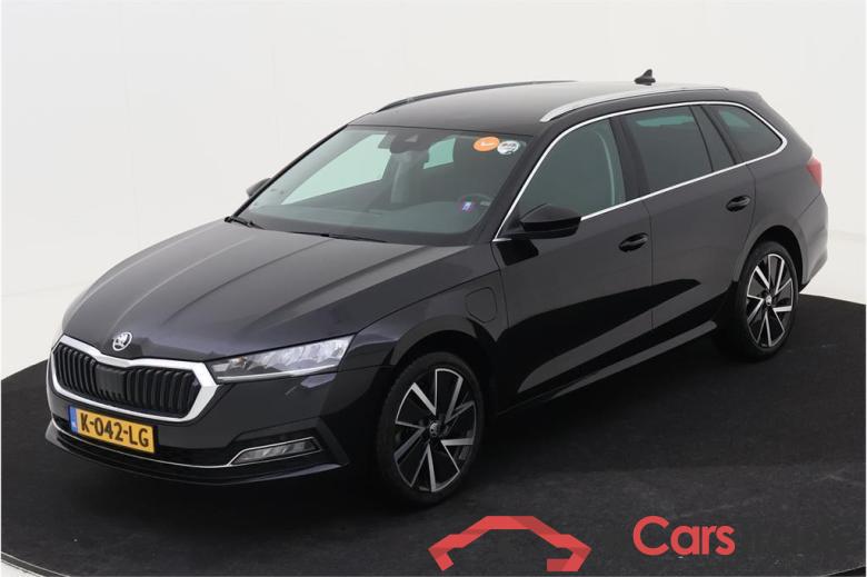 SKODA Octavia Combi 110 kW #1