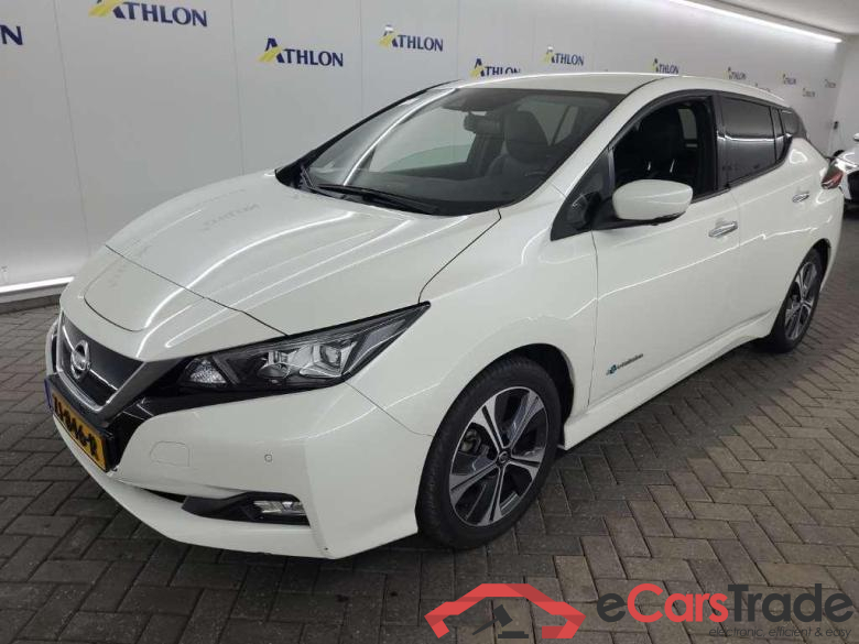 NISSAN LEAF TEKNA 40kWh 5D uitlopend