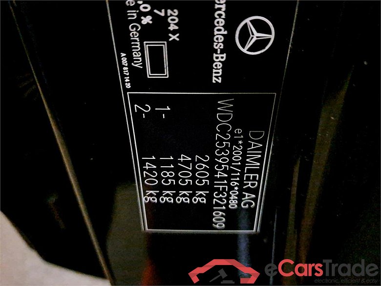 MERCEDES-BENZ GLC 350 e 4-Matic Plug-In Hybrid AMG Line Design Exclusive exterieur 