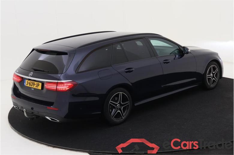 Mercedes E 200 AMG Facelift Aut. LED-Multibeam Widescreen Ambient Navi Sport-Leather KeylessGo Camera Klima PDC ... #3