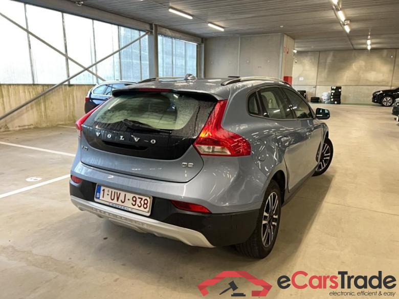 VOLVO - V40 CROSS COUNTRY Plus D2 120PK Pack Syle & Professional & IntelliSafe Pro & Versatility & Winter & Rear Camera #2