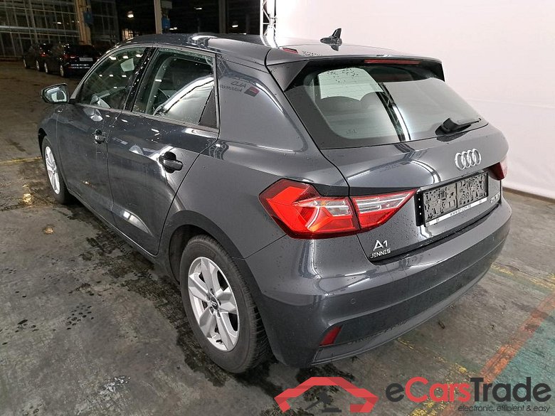 AUDI A1 1.0 25 TFSI Business #4