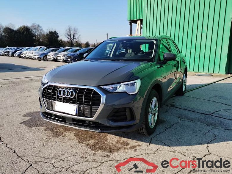 AUDI Q3 / 2018 / 5P / SUV 40 TDI QUATTRO S TRONIC BUSINESS #1