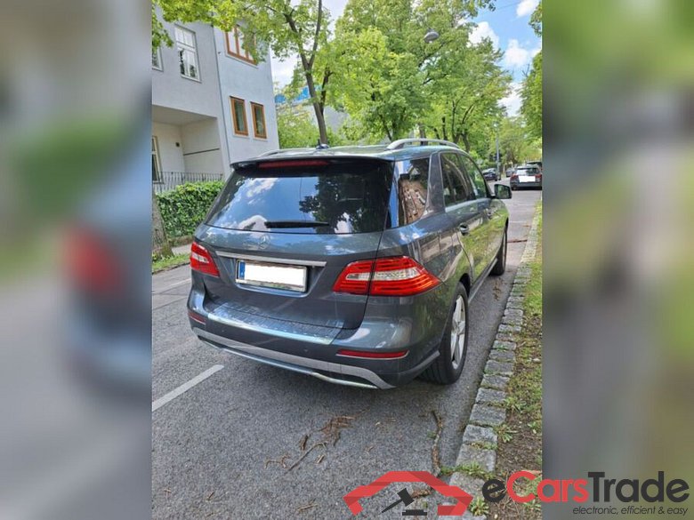Mercedes_benz ML 350 CDI BlueTec (166.024) ML 350 CDI BlueTec
