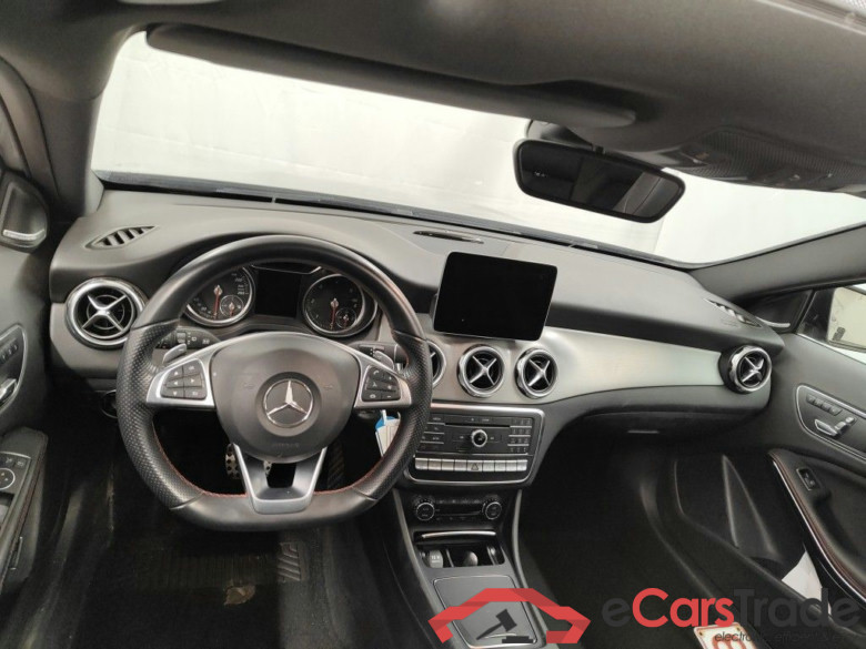 Mercedes-Benz GLA 200 d 4Matic AMG Night Aut. Pano LED-Xenon Harman/Kardon Command Navi Sport-Leather-Alcantara Camera 360° Klima PDC ... #6