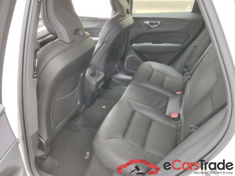 Volvo XC60 ´17 XC60 Momentum Pro AWD 2.0 B4 145KW AT8 E6dT #3