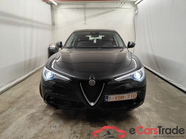 Alfa Romeo Stelvio 2.2 D 150 Super 5d #1