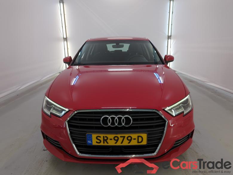AUDI A3 Sportback 12-19 Audi A3 Sportback 30 TFSI Sport Lease Edition 5d #1
