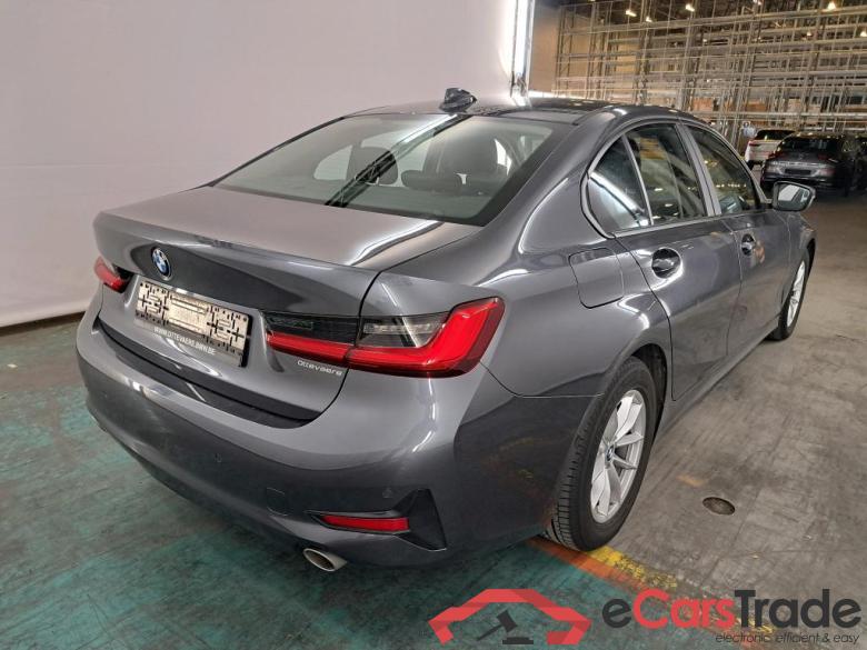 BMW 318d Aut. LED-Xenon Navi Leather KeylessGo Klima PDC ... #3
