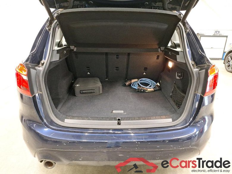 BMW 225xe Active Tourer Hybrid Aut. Navi Leather KeylessGo Klima PDC ... #6