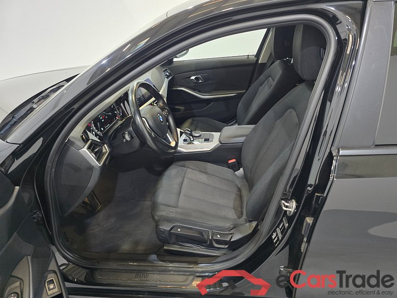 BMW 318d Aut. LED-Xenon Head-Up Navi KeylessGo Camera Klima PDC ... #5