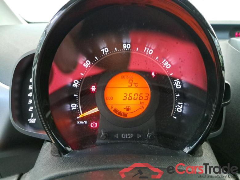 Toyota 1.0 VVT-i x-play x-app TOYOTA Aygo / 2018 / 5P / Berline 1.0 VVT-i x-play x-app #6