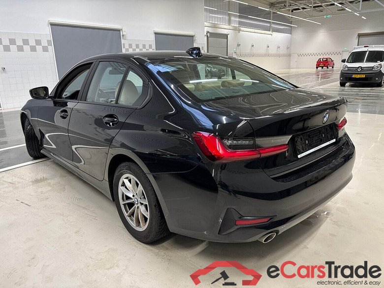 BMW 318d LED-Xenon Navi-Pro Hi-Fi Sport-Leather KeylessGo Klima PDC ... #4