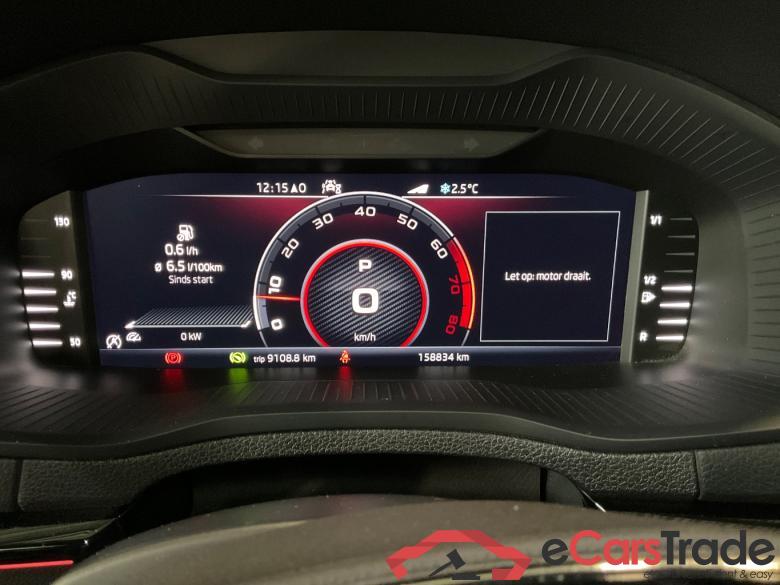 SKODA Karoq 1.5 TSI Sportl. Bus. #6