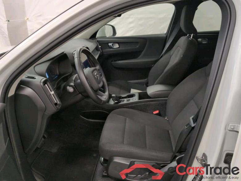 VOLVO XC40 1.5 T2 GEARTRONIC MOMENTUM CORE Sensus Navigation #6