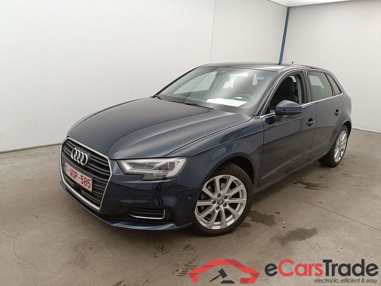 Audi A3 Sportback 1.6 30 TDi 85kW Design 5d #4