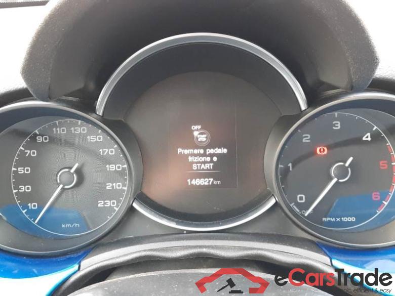 Fiat 3 FIAT 500X / 2018 / 5P / CROSSOVER 1.3 MJET 95CV 4X2 BUSINESS #4