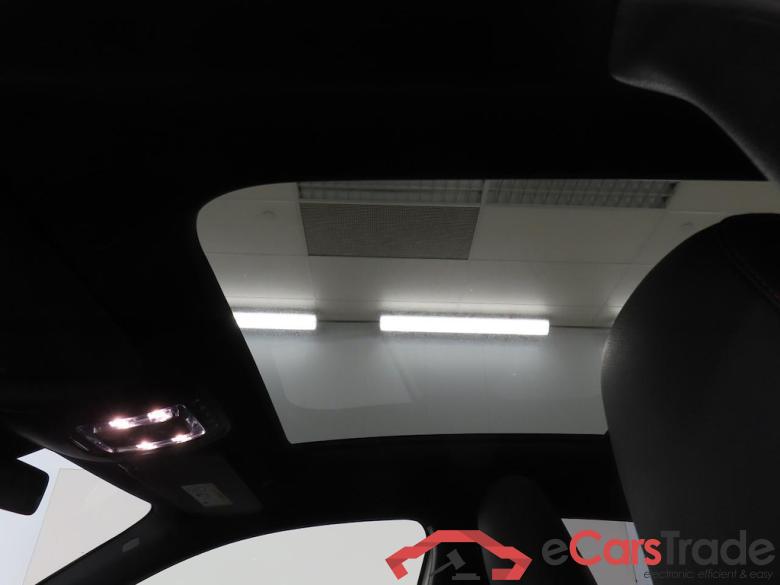 Mercedes A 160 AMG Night Pano LED-Xenon Widescreen Navi 1/2 Sport-Leather-Alcantara KeylessGo Klima PDC ... #6
