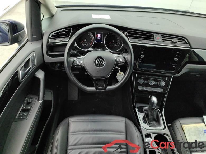 Volkswagen Touran 1.5 TSi Highline DSG 5d #6