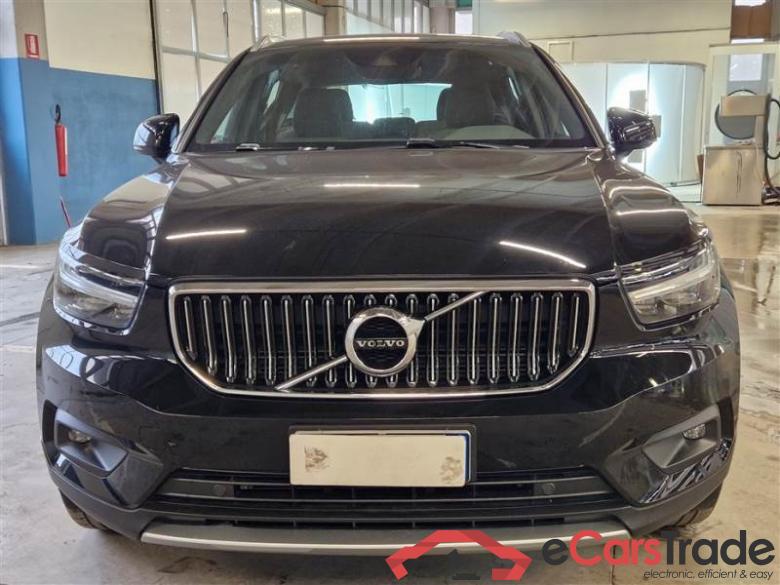 Volvo 228 VOLVO XC40 / 2017 / 5P / SUV T5 PLUG-IN HYBRID AUTO RECH INSCRIP EXPR #6