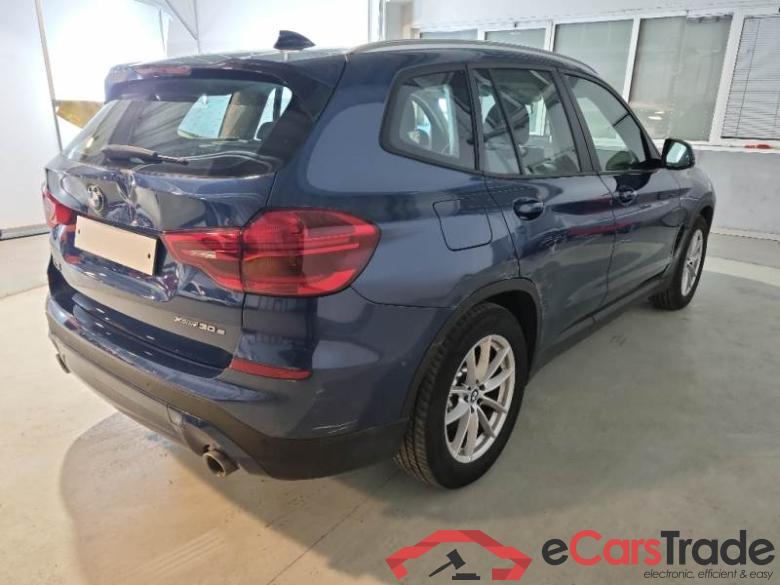 BMW 76 BMW X3 / 2017 / 5P / SUV XDRIVE 30E BUSINESS ADVANTAGE #2