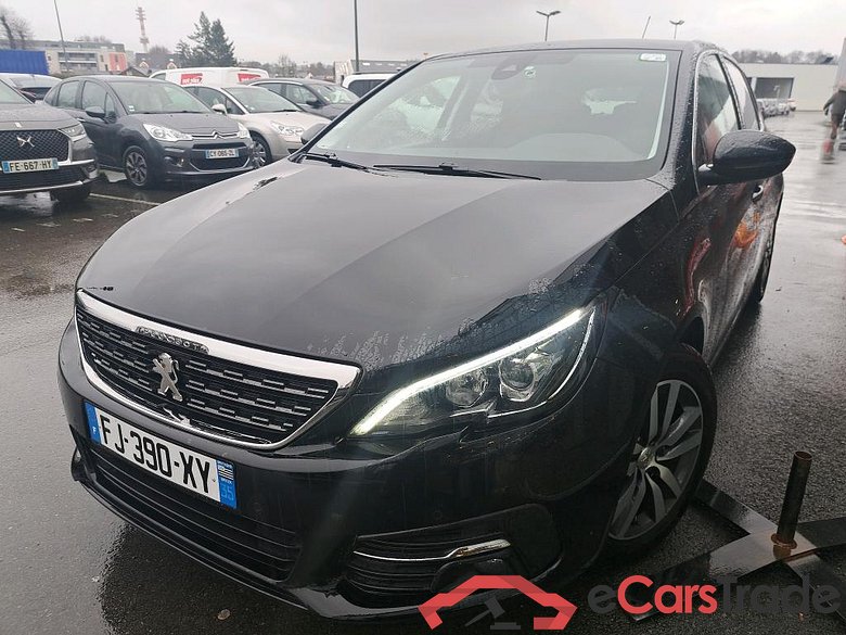 Peugeot Puretech 130 S&S Allure 308 Allure 1.2 PureTech 130CV BVM6 E6d #1