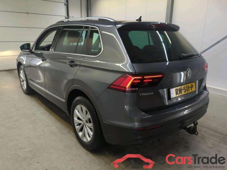 VOLKSWAGEN Tiguan 2.0 TDI CL Bns #6
