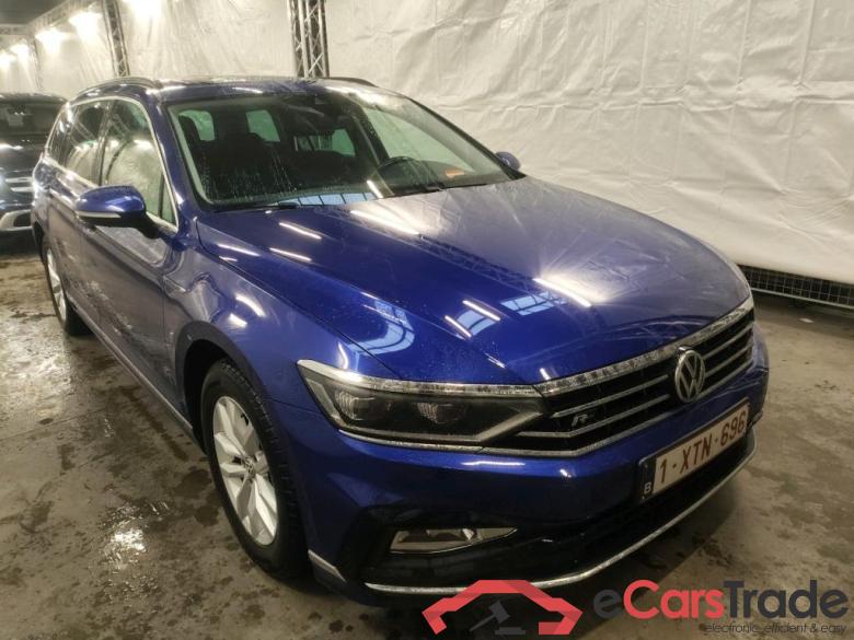 VOLKSWAGEN PASSAT VARIANT DIESEL - 2019 1.6 TDi SCR Style Business DSG R-Line Exterior Adventure #3