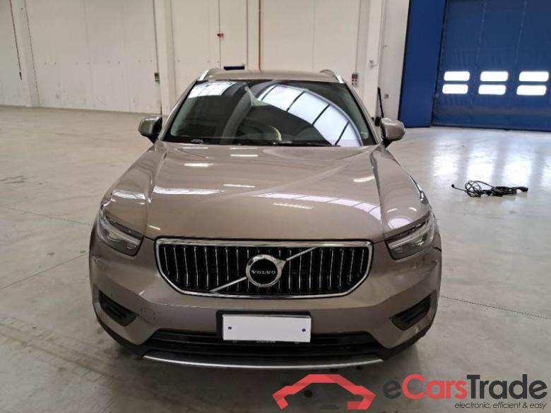 Volvo 228 VOLVO XC40 / 2017 / 5P / SUV T5 PLUG-IN HYBRID AUTO RECH INSCRIP EXPR #6