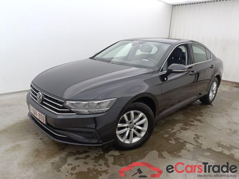 Volkswagen Passat 2.0 TDI 90kW Style DSG 4d #4