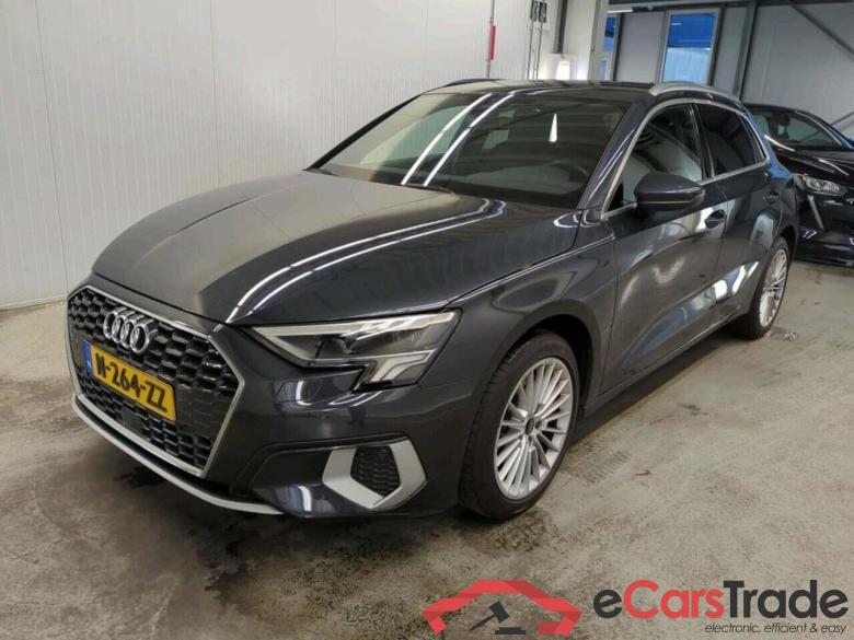 AUDI A3 Sportback 30 TFSI Adv edition #1