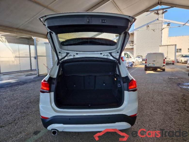 BMW 49 BMW X1 / 2019 / 5P / SUV XDRIVE 25E BUSINESS ADVANTAGE AUTOMATICO #5