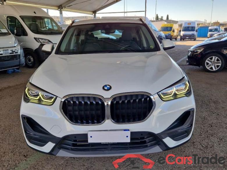 BMW 49 BMW X1 / 2019 / 5P / SUV XDRIVE 25E BUSINESS ADVANTAGE AUTOMATICO #6