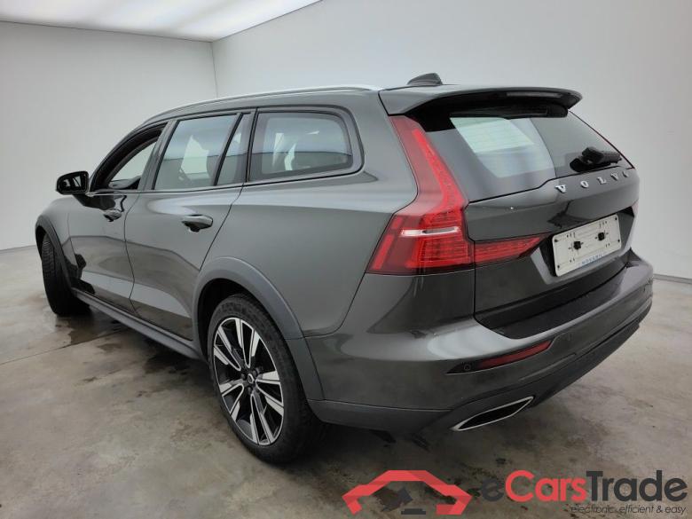 Volvo V60 Cross Country D4 4x4 Geartronic Cross Country Pro 5d #3
