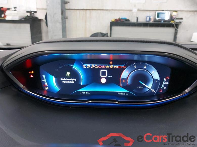 PEUGEOT - PEU 5008 BlueHDi 130PK S&S Active Pack Drive Assist & Two Removable Seats & VisioPark I & Connected Nav & Heated Seats & Drive Assist & Towing Hook #5
