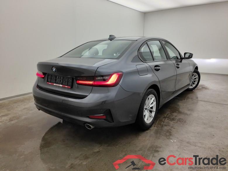 BMW 3 Reeks Berline 318dA (100 kW) 4d #5