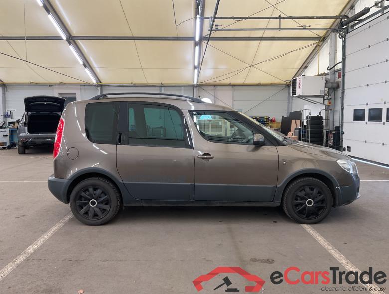 SKODA Roomster Roomster 1.6 CR TDi Ambition DPF #4