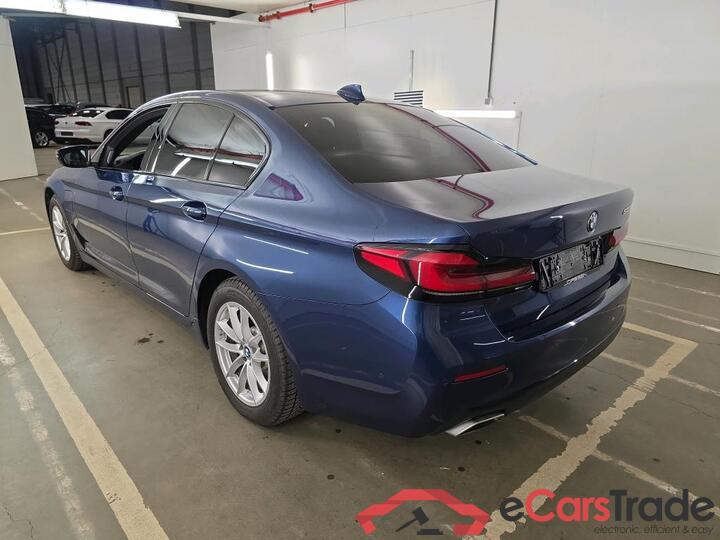BMW 5 Reeks Berline 5 Reeks Berline 520e 150kW (PHEV) 150kW/204pk  4D/P Auto-8 #3