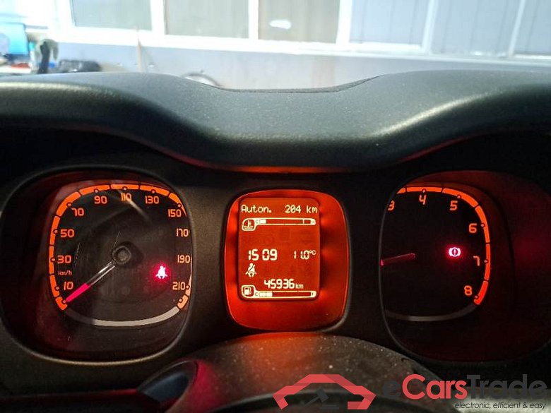 Fiat 39 FIAT PANDA / 2011 / 5P / BERLINA 1.2 69CV E6D-TEMP EASY #4