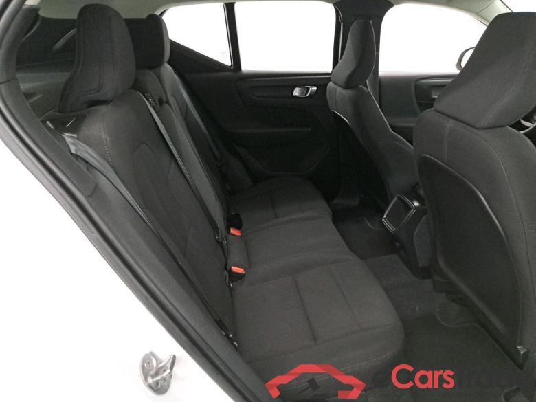 VOLVO XC40 1.5 T2 MOMENTUM CORE Sensus Navigation #6