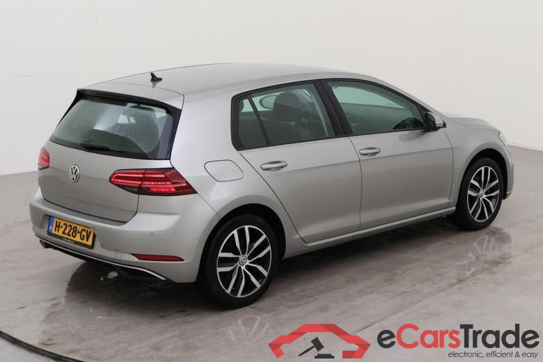 VOLKSWAGEN e-Golf  #6