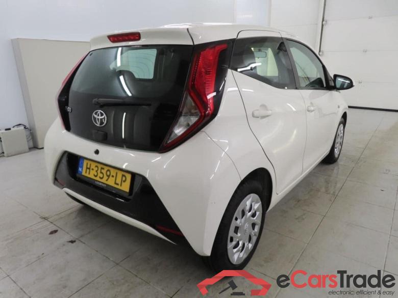 TOYOTA Aygo 1.0 VVT-i x-play #4