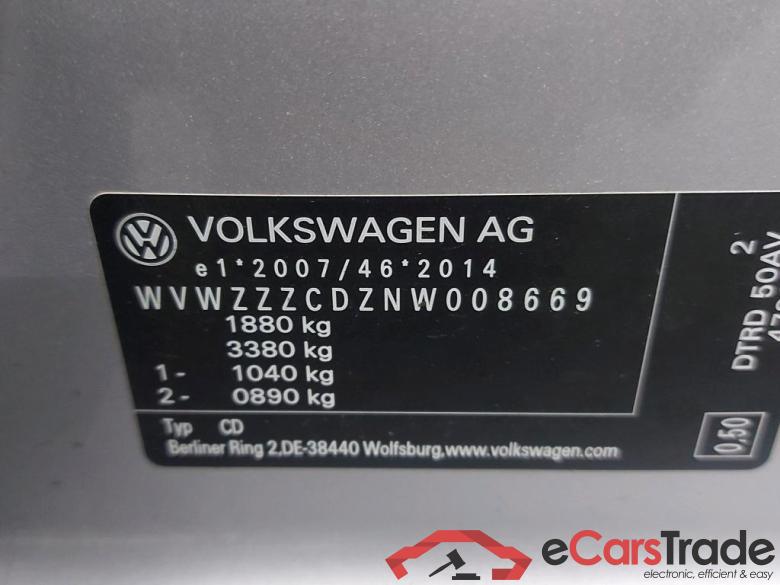 VOLKSWAGEN - VW  GOLF TDI 115PK Life With Climatronic & Nav Discover Media & Pack Light & View #6