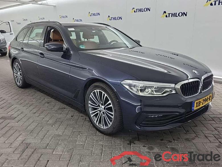 BMW 5-serie Touring 520iA 5D 135kW #2
