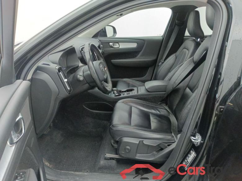Volvo XC40 D3 Geartronic Momentum Pro 5d #6