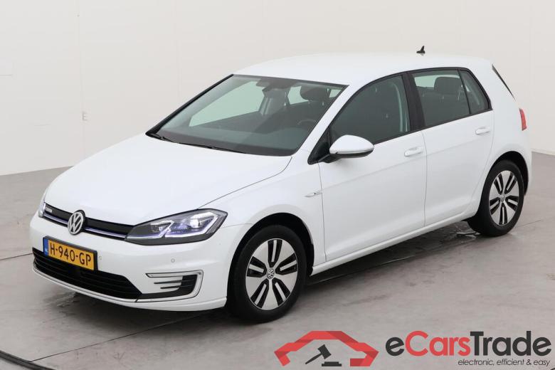 VOLKSWAGEN e-Golf  #1