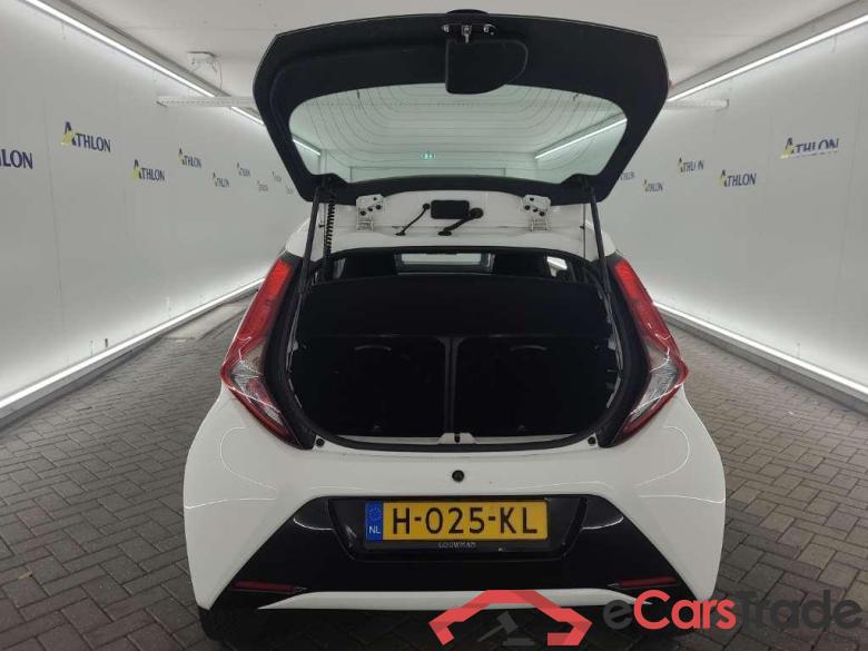 TOYOTA Aygo 1.0 VVT-i x-play 5D 53kW #5