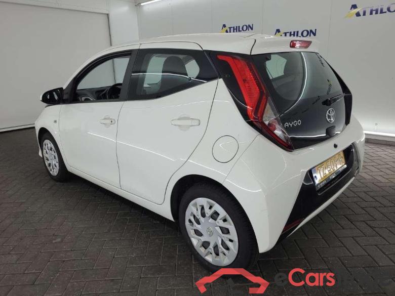 TOYOTA Aygo 1.0 VVT-i x-play 5D 53kW #4