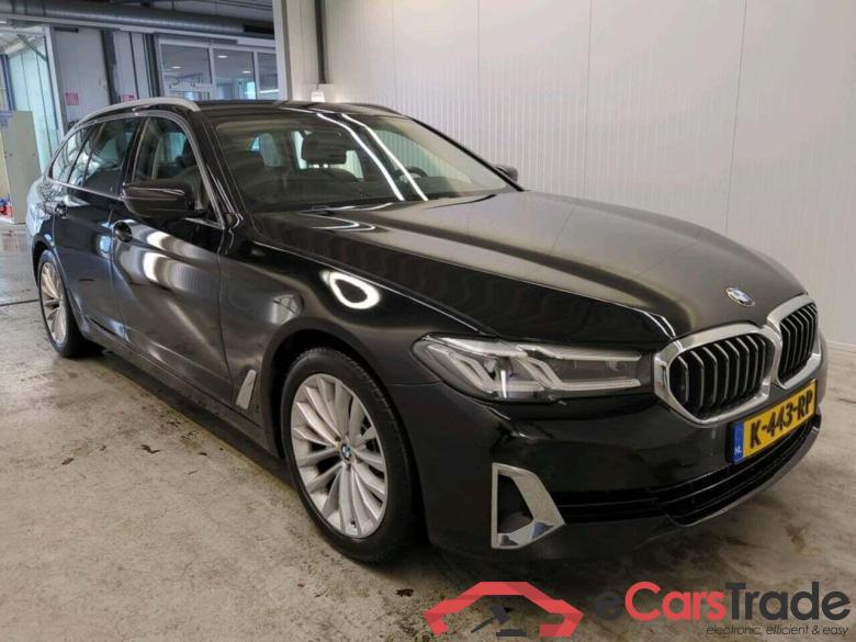 BMW 5-serie Touring 520i High Exe #5